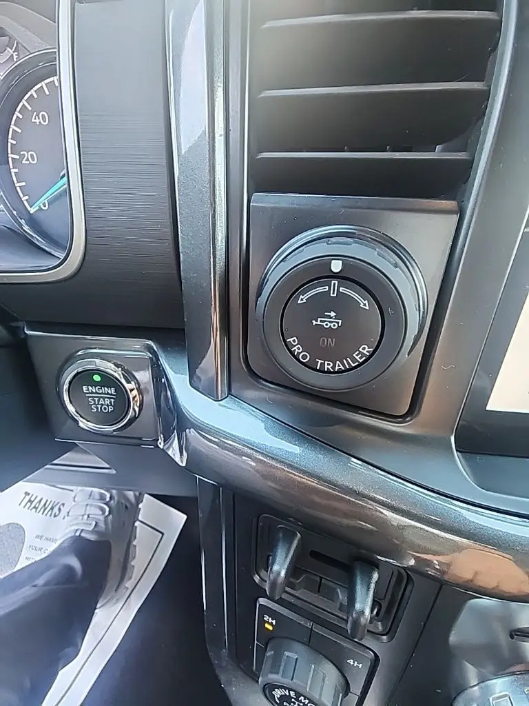 2023 Ford F-150 - $43,995
