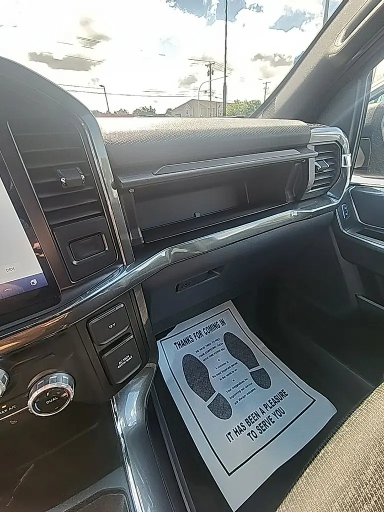 2023 Ford F-150 - $43,995