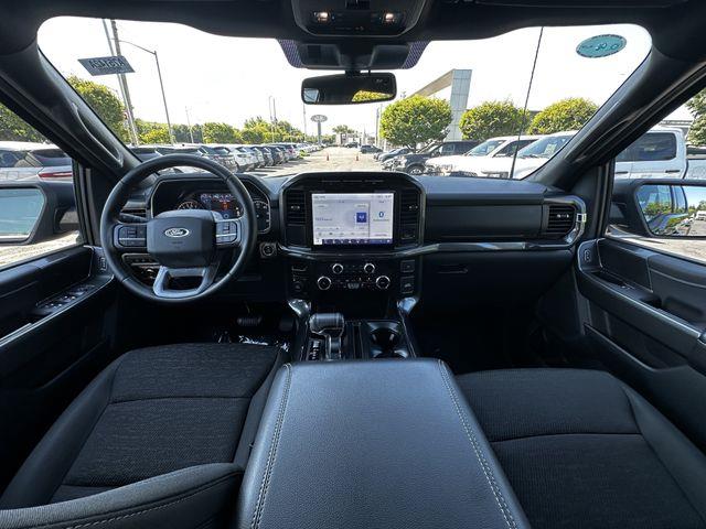 2023 Ford F-150 - $41,990