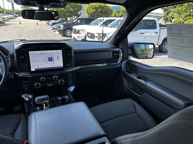 2023 Ford F-150 - $41,990