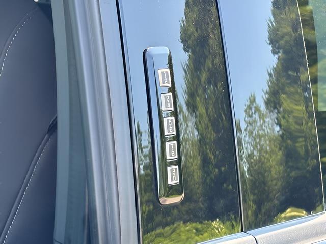 2023 Ford F-150 - $41,995
