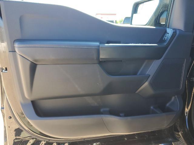 2023 Ford F-150 - $42,302