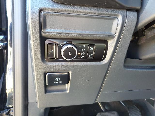 2023 Ford F-150 - $42,302