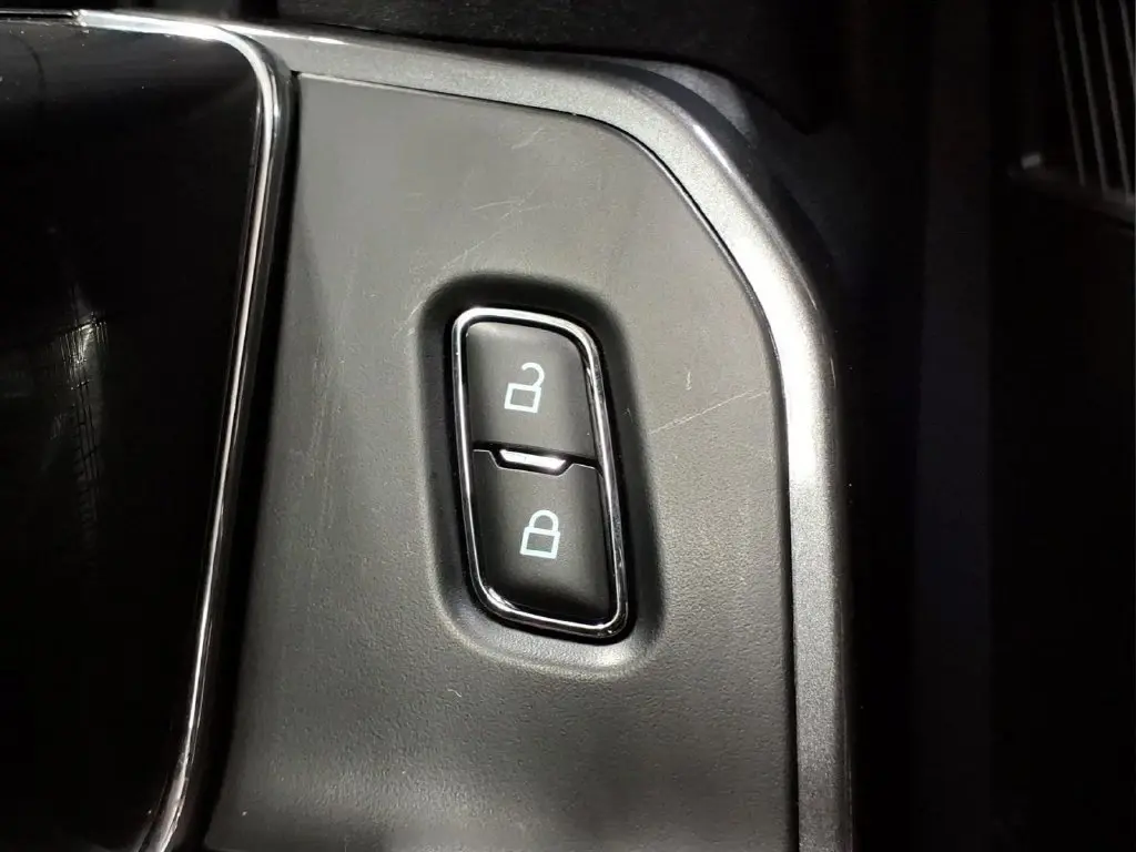2023 Ford F-150 - $39,995