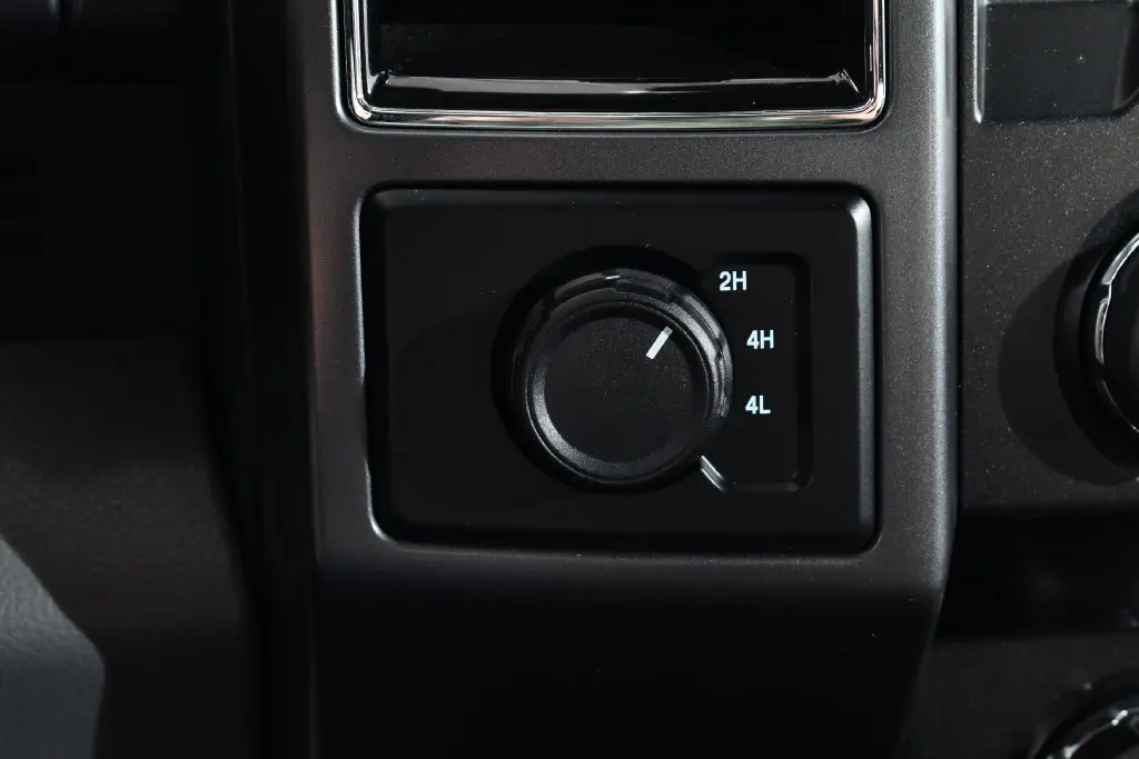 2020 Ford F-150 - $26,755