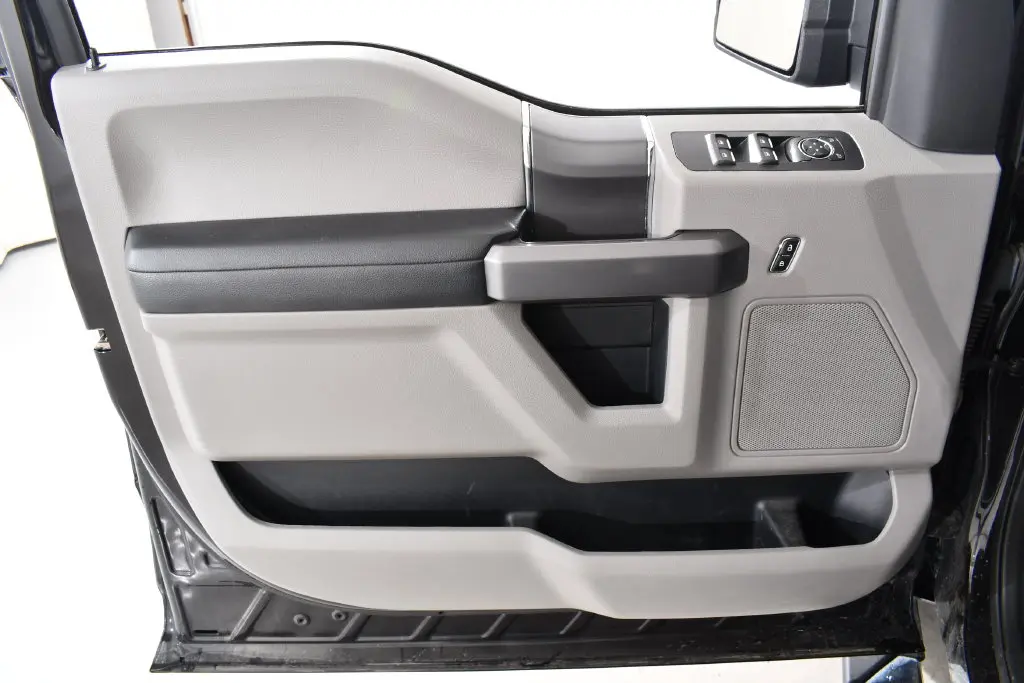 2020 Ford F-150 - $26,755