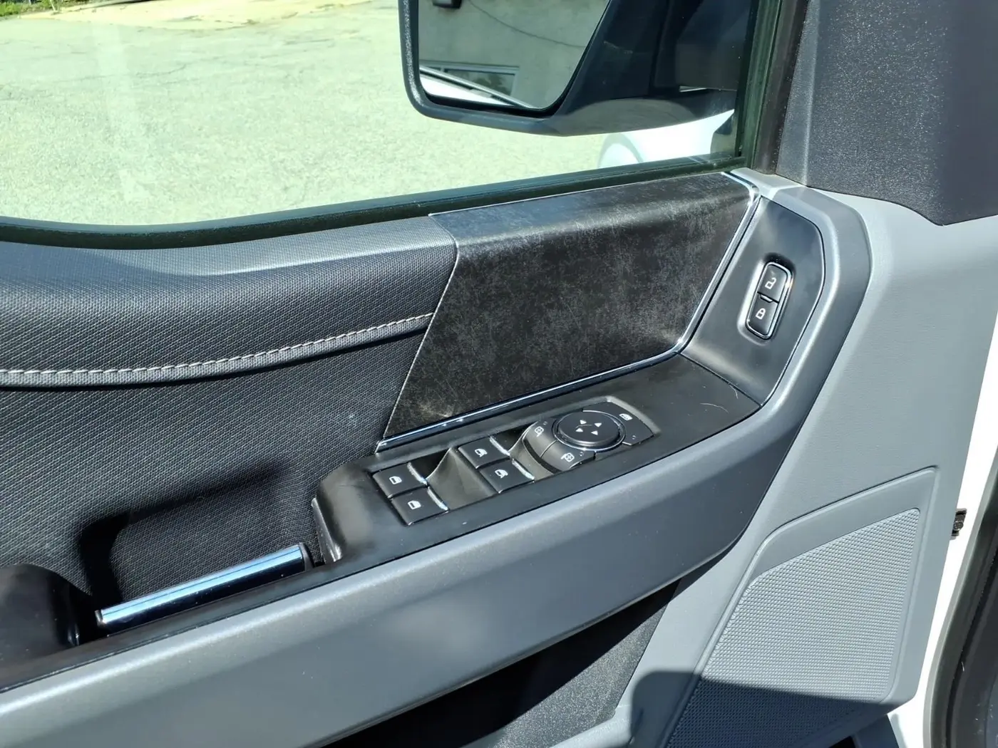 2021 Ford F-150 - $26,595