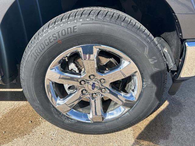 2022 Ford F-150 - $37,979