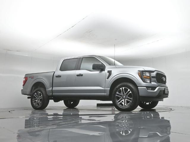 2023 Ford F-150 - $36,885