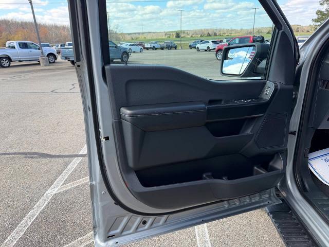 2023 Ford F-150 - $42,995