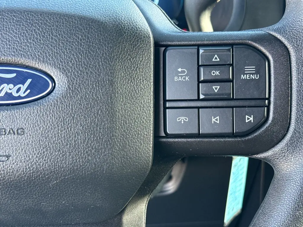 2024 Ford F-150 - $32,900