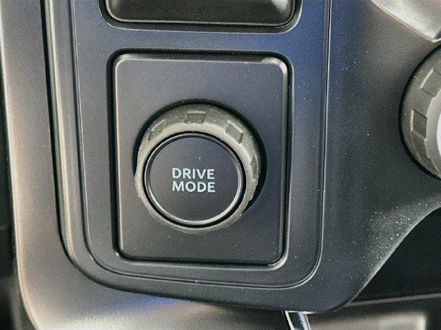 2025 Ford F-150 - $39,809