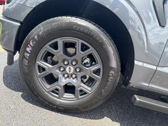 2026 Ford F-150 - $42,988