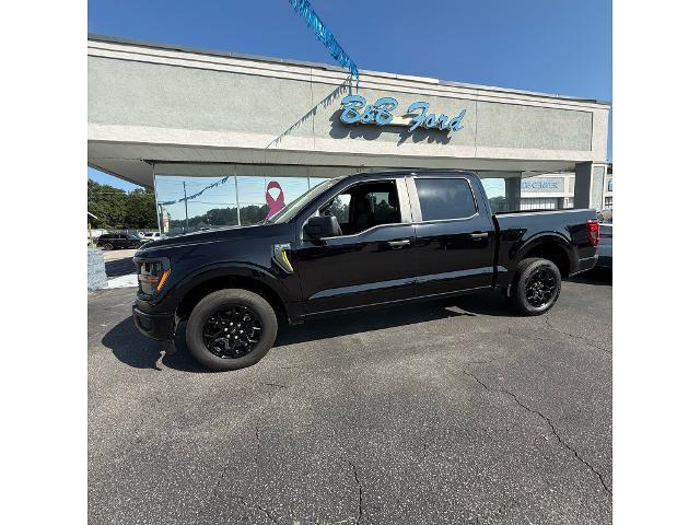 2025 Ford F-150 - $42,800