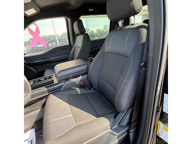 2025 Ford F-150 - $42,800