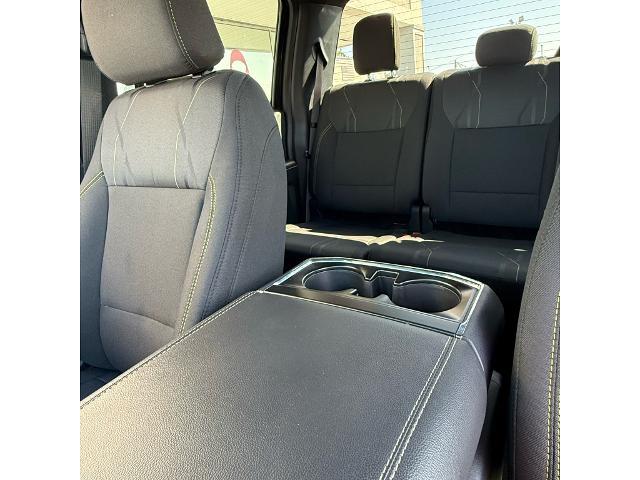 2025 Ford F-150 - $42,800
