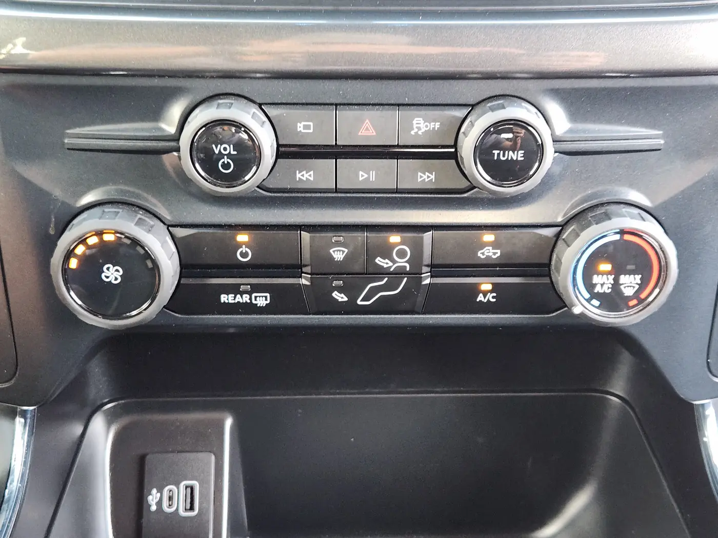 2026 Ford F-150 - $40,224