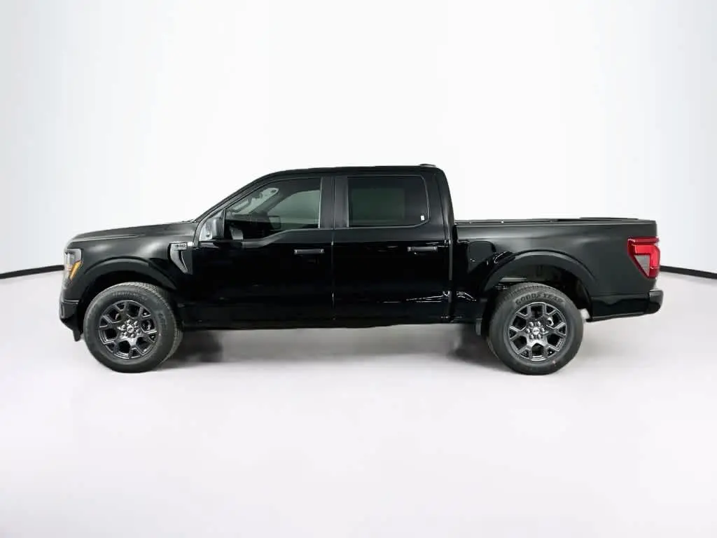 2026 Ford F-150 - $38,600