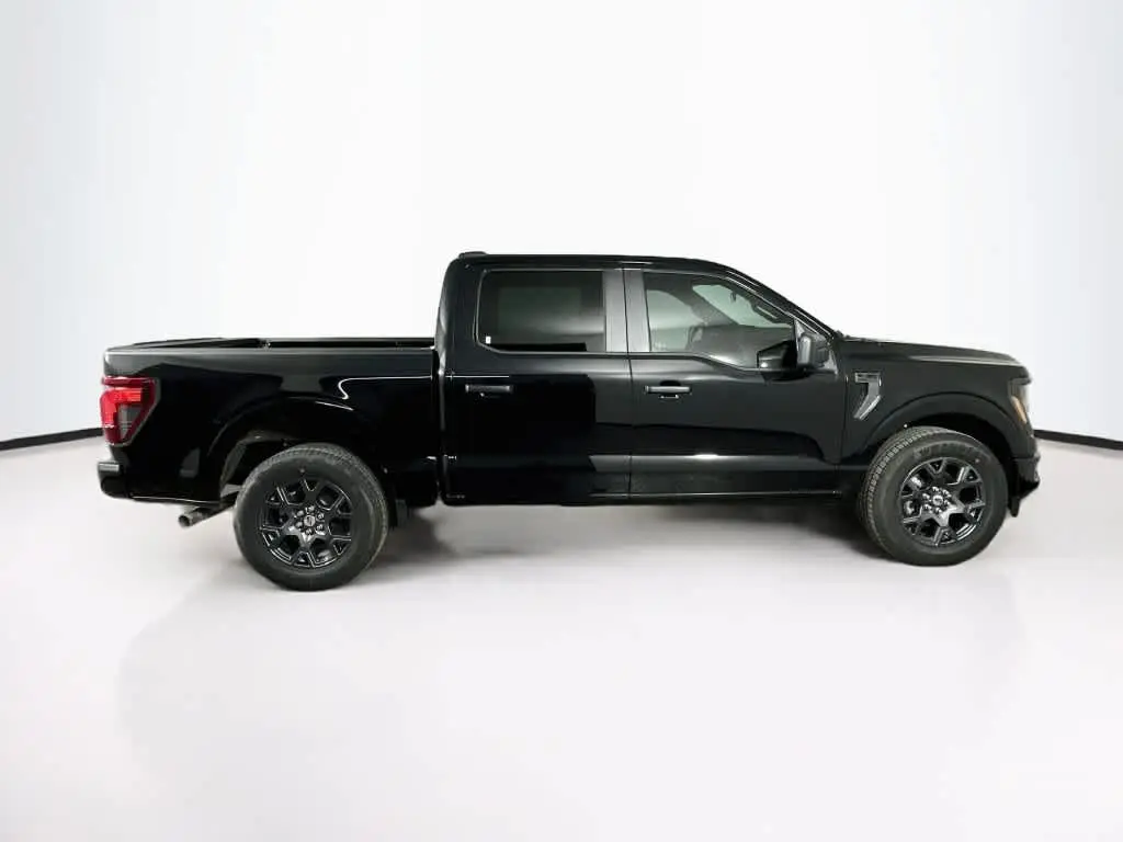 2026 Ford F-150 - $38,600