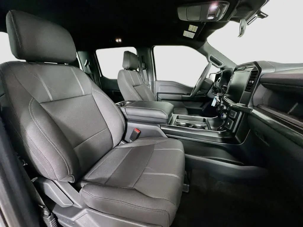 2026 Ford F-150 - $40,929