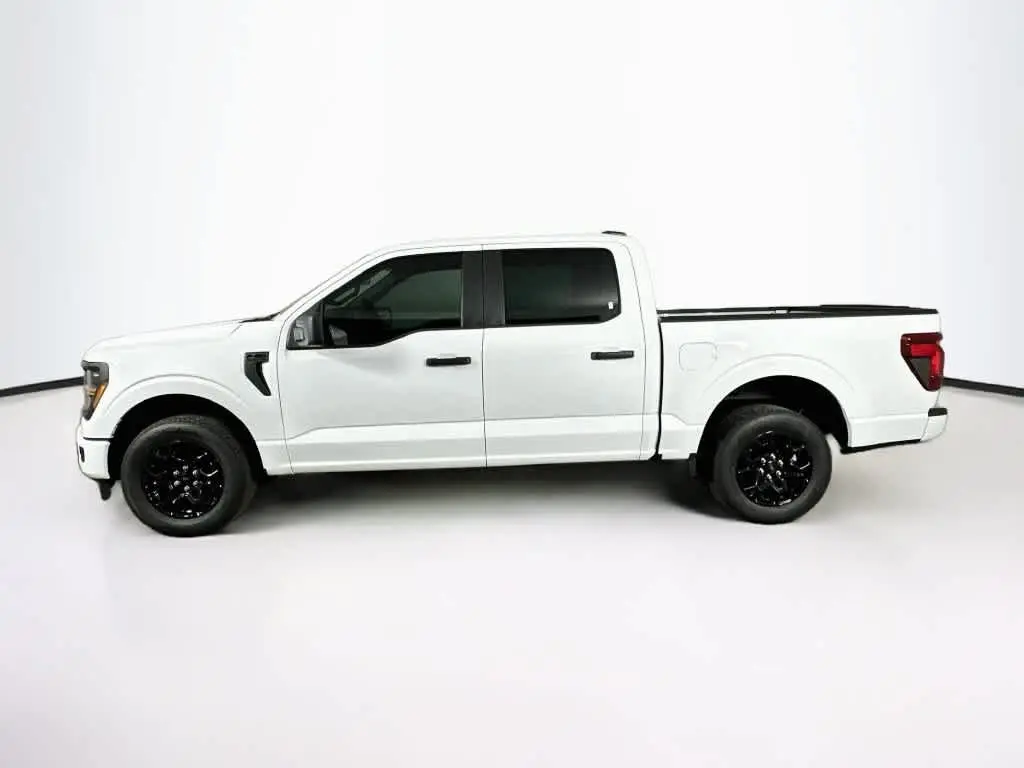 2026 Ford F-150 - $40,929