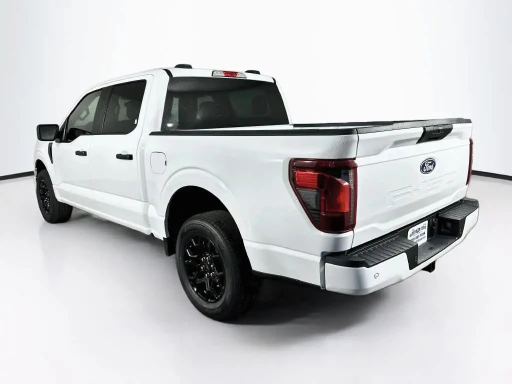 2026 Ford F-150 - $40,929