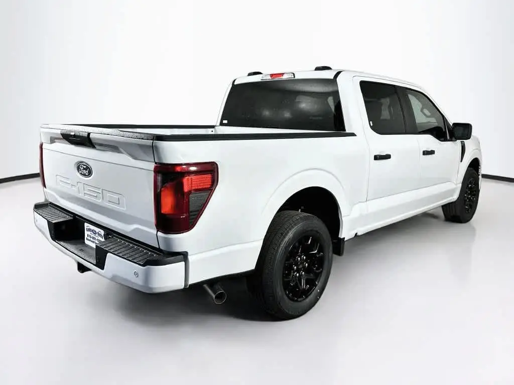 2026 Ford F-150 - $40,929