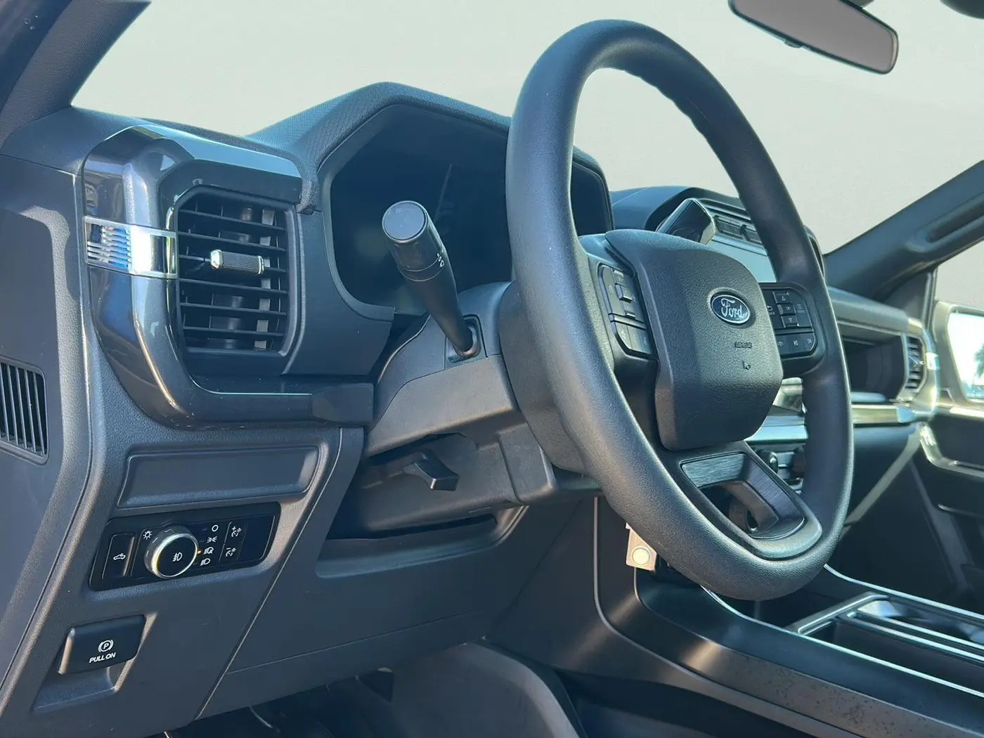 2024 Ford F-150 - $35,125