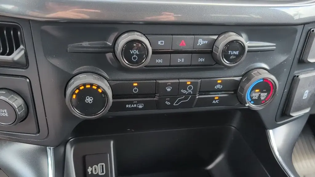 2025 Ford F-150 STX