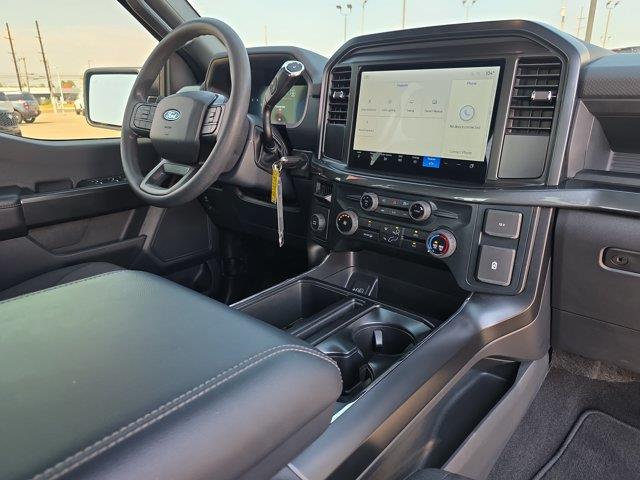 2025 Ford F-150 - $39,995