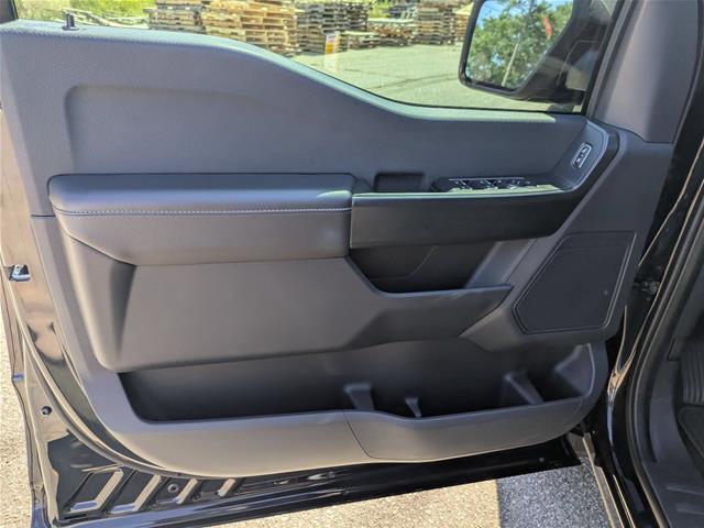 2025 Ford F-150 - $38,895