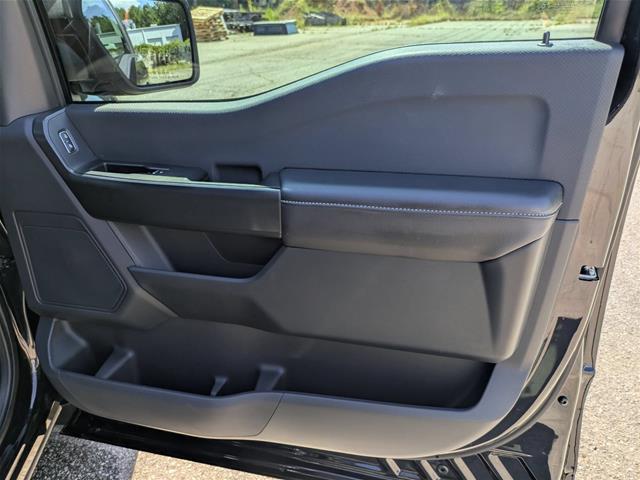 2025 Ford F-150 - $38,895