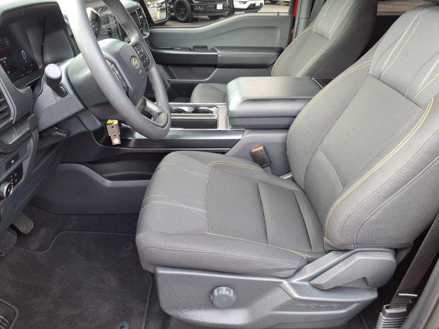 2025 Ford F-150 - $37,995