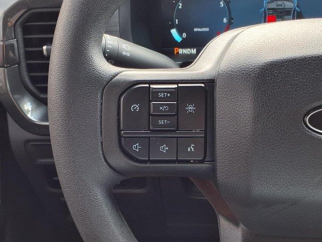 2025 Ford F-150 - $37,995