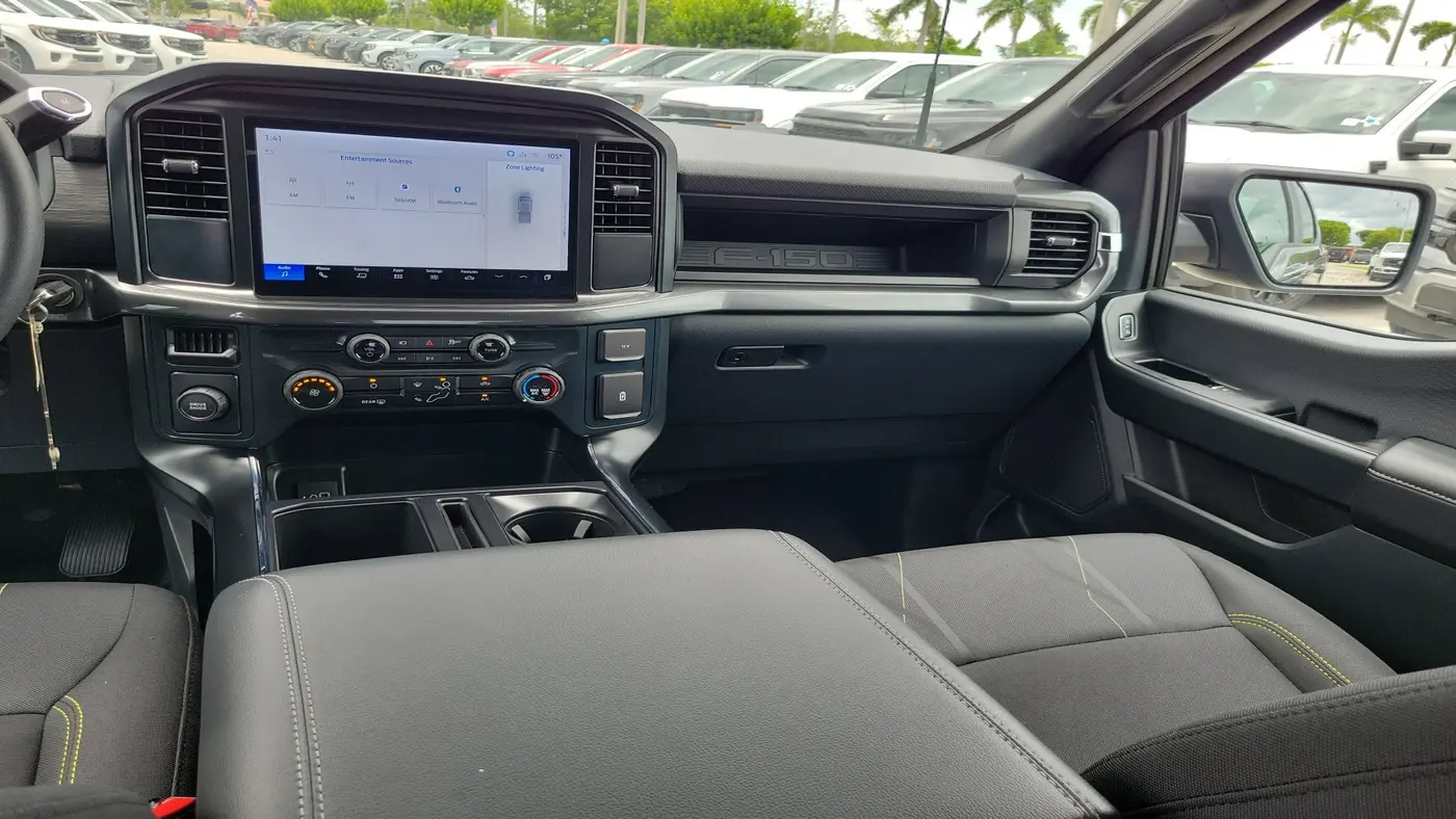 2025 Ford F-150 STX