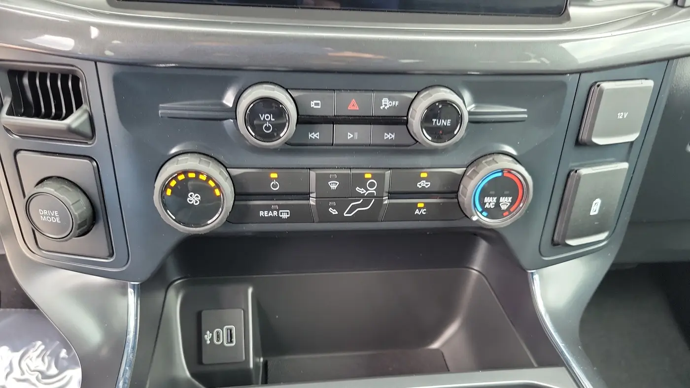 2025 Ford F-150 STX