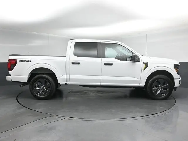 2025 Ford F-150 - $41,999