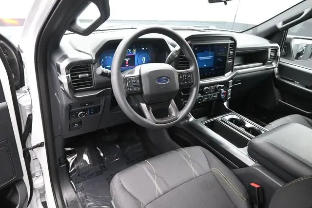 2025 Ford F-150 - $41,999