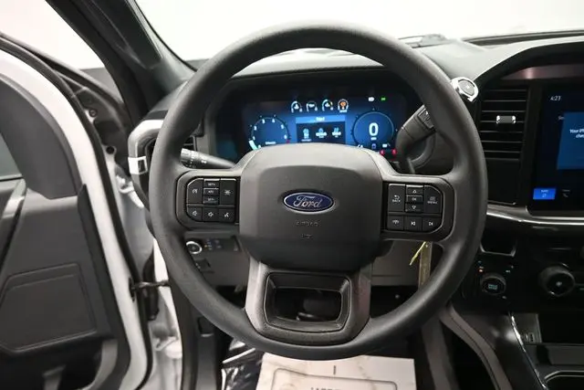 2025 Ford F-150 - $41,999