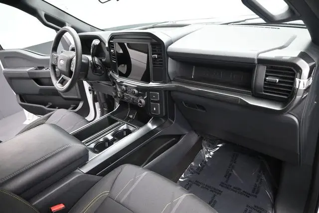 2025 Ford F-150 - $41,999