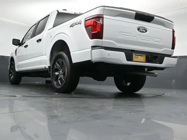 2025 Ford F-150 - $41,999
