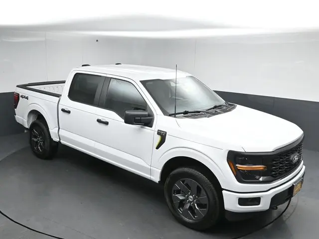2025 Ford F-150 - $41,999