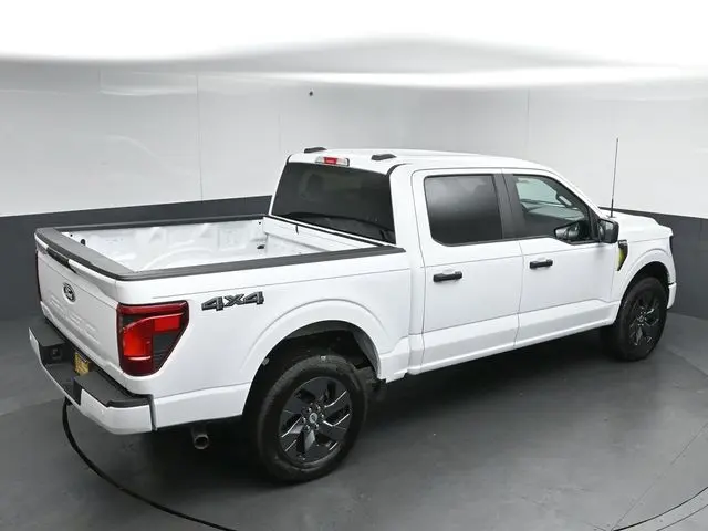 2025 Ford F-150 - $41,999