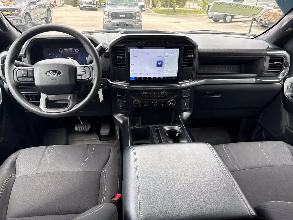 2024 Ford F-150 - $38,900