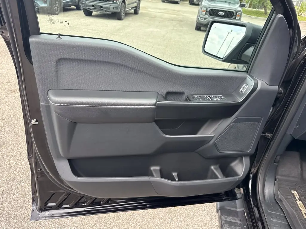 2024 Ford F-150 - $38,900