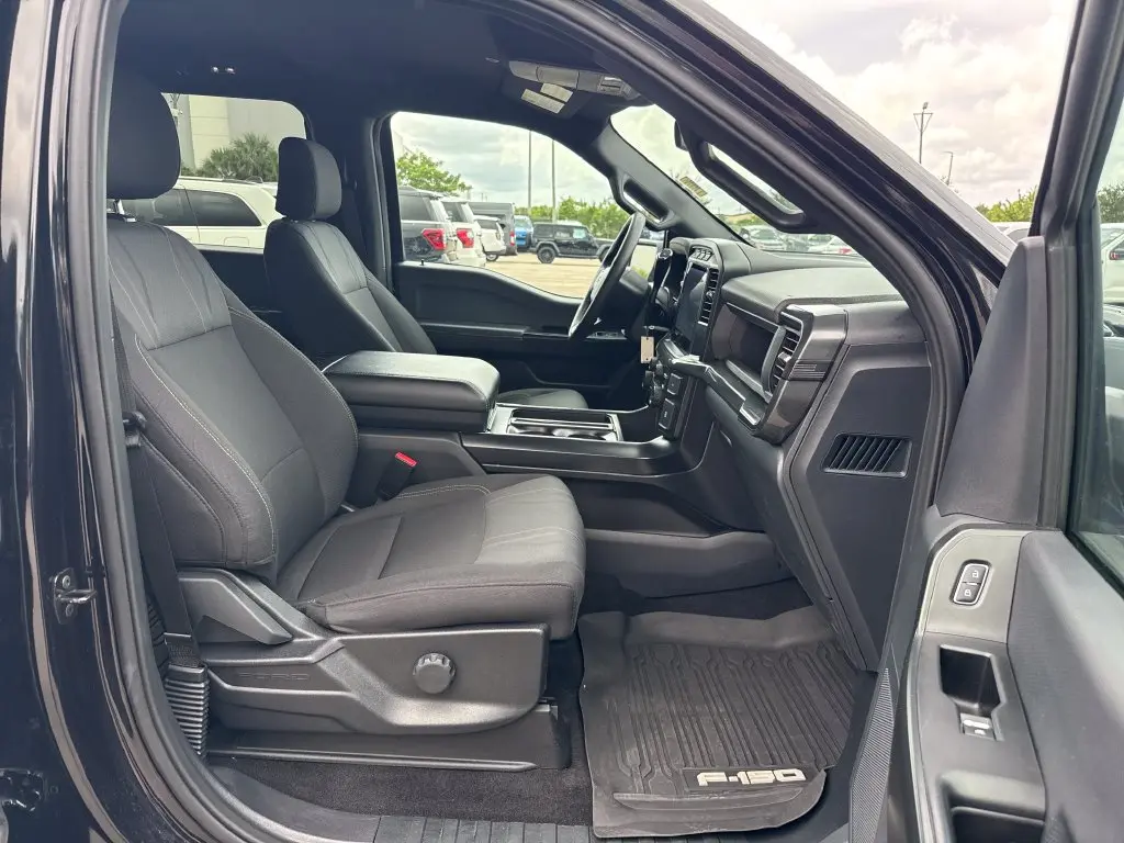 2024 Ford F-150 - $38,900