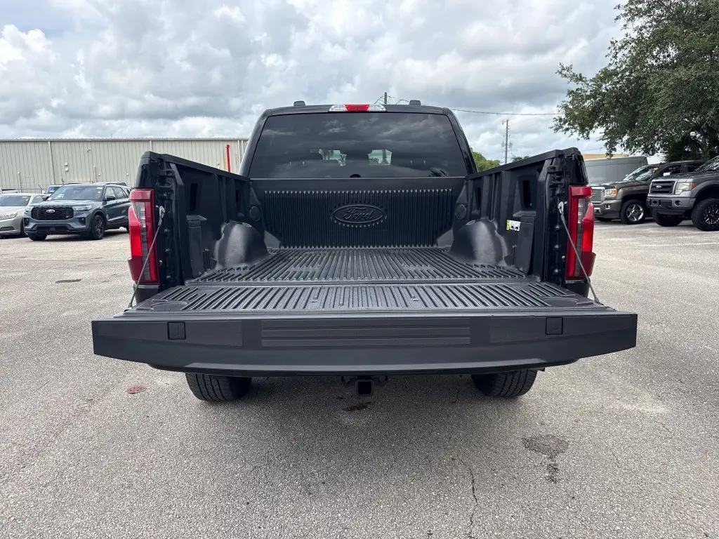 2024 Ford F-150 - $38,900