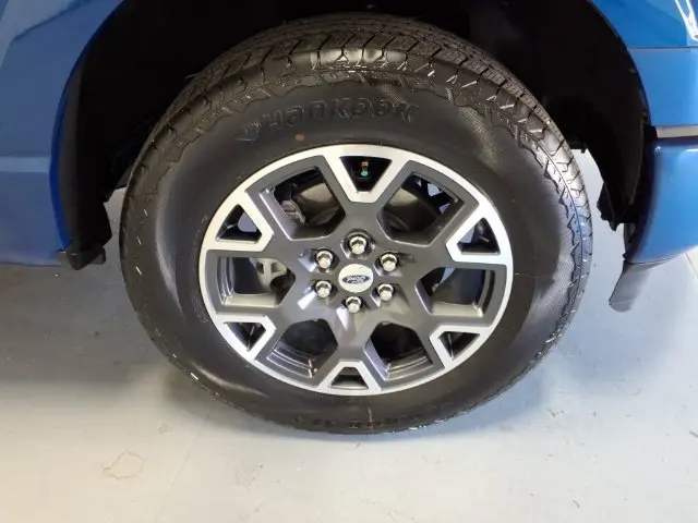 2025 Ford F-150 - $42,814