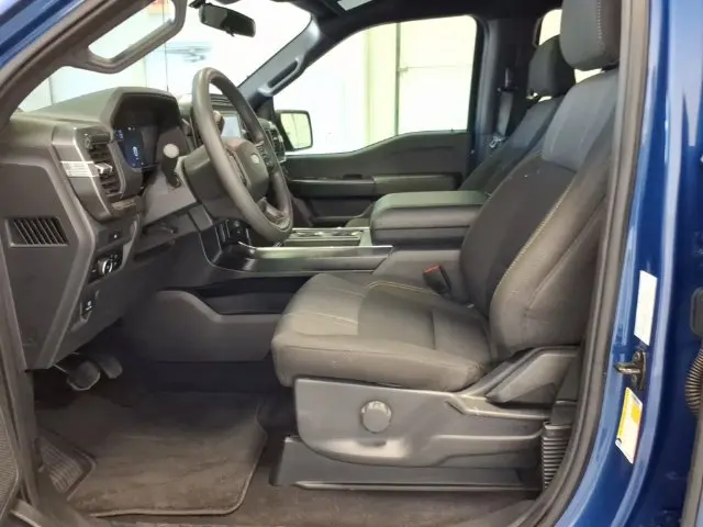 2025 Ford F-150 - $42,814