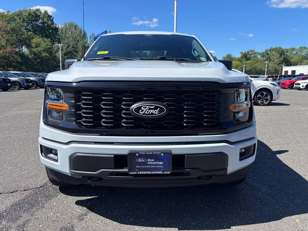 2025 Ford F-150 - $38,995